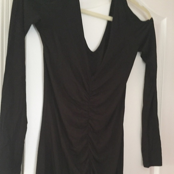 Guess dress with cut out shoulders size M