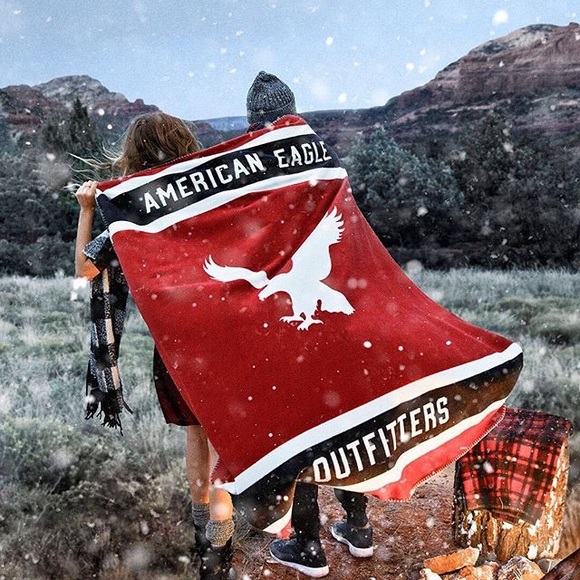 American Eagle fleece blanket