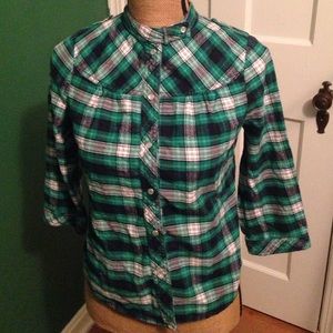 Cute feminine green black plaid flannel shirt.