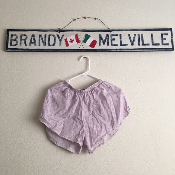 Pastel patterned remis