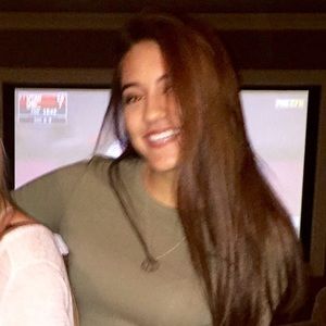 Meet your Posher, Roselyn