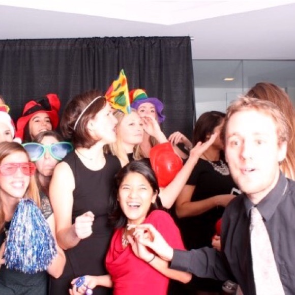 Meet your Posher, Angie - Picture 3 of 4