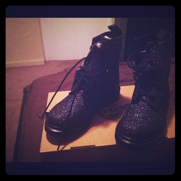 Limited edition glitter dr martens