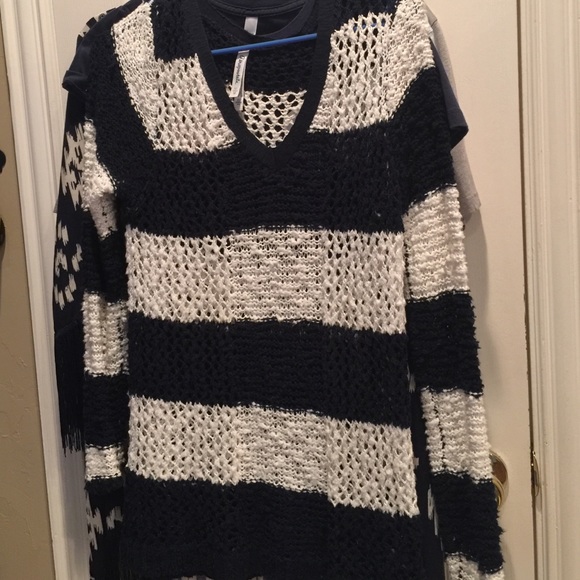 Aeropostale Sweaters - Aeropostale sweater