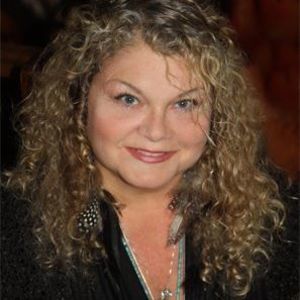 Meet your Posher, Marcella