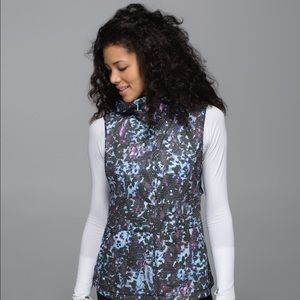 Lululemon pack it vest
