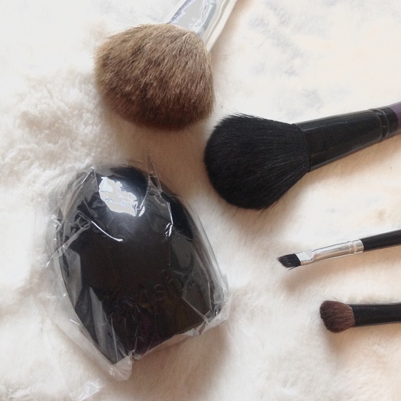 💥Black Brushegg Makeup Brush Cleaner