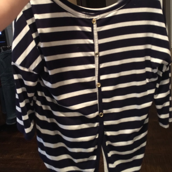 Charlotte Russe shirt - Picture 2 of 3