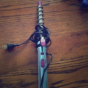 Marykate and Ashley hair spiral