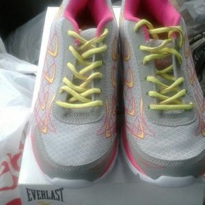 New Everlast Sneakers