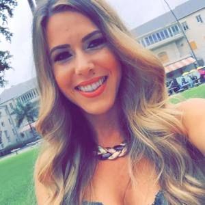 Meet your Posher, Desiree