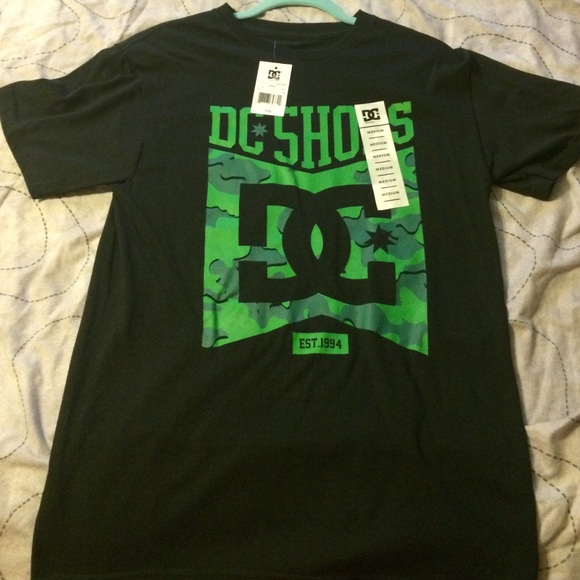 Adult Medium Green Camo Graphic T-shirt DC Shoe Co