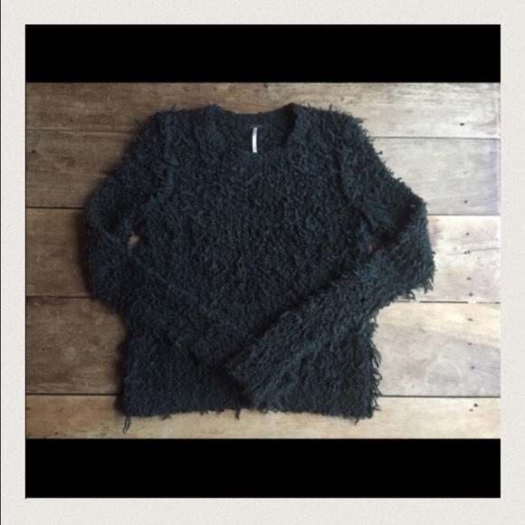 FREE PEOPLE - Pullover sweater dark green NWOT - Picture 2 of 4