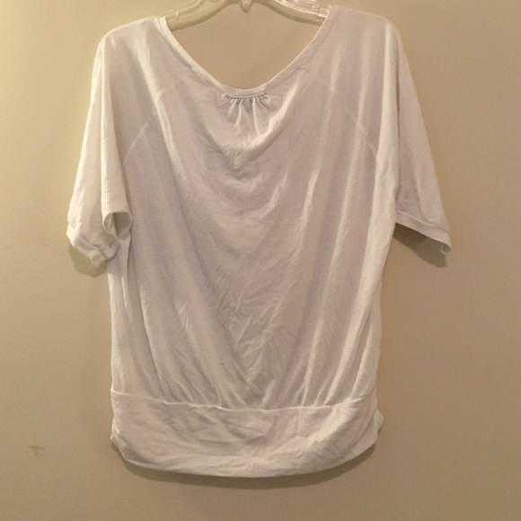 White Top - Picture 2 of 4