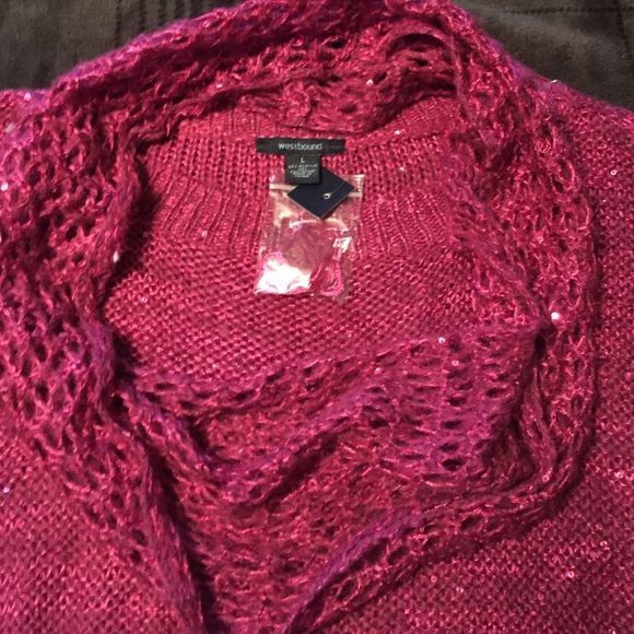 Pink sweater - Picture 2 of 3