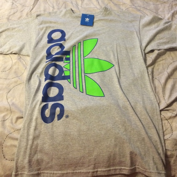 Adult Medium, Adidas graphic tee NWT