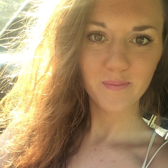 Meet your Posher, Natalie