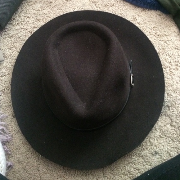Brown Roxy hat