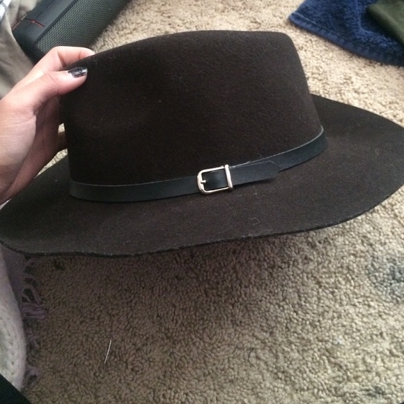 Brown Roxy hat - Picture 2 of 4