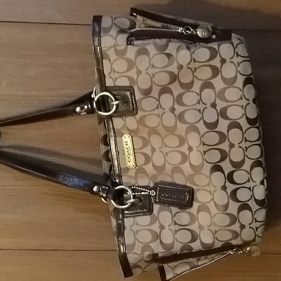 Coach handbag