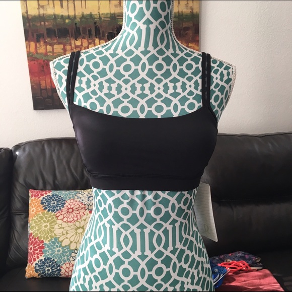 Lulu lemon sports bra