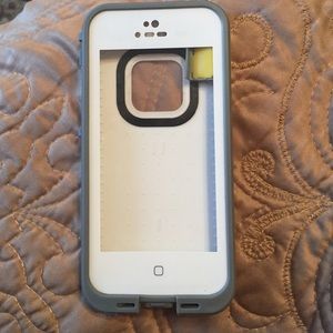 Lifeproof case for iPhone 5