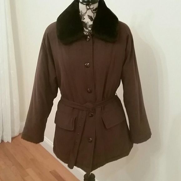 Halston Coat with faux fur removal collar.