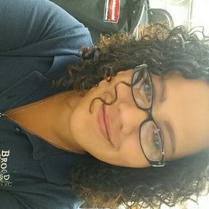 Meet your Posher, Mari