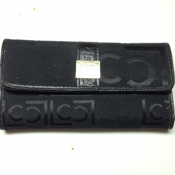 Liz Claiborne wallet