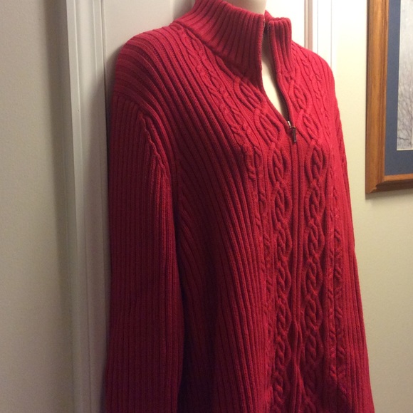 LANDS END HEAVY CABLEKNIT SWEATER