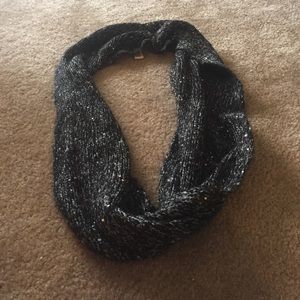 Infinity scarf
