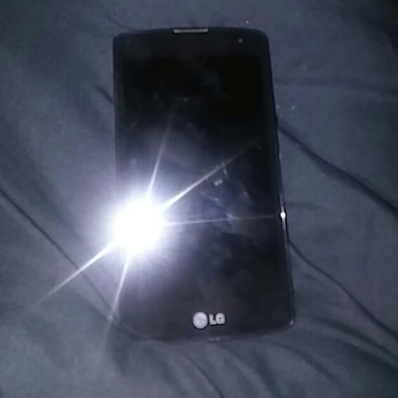 LG Phone - Picture 1 of 2