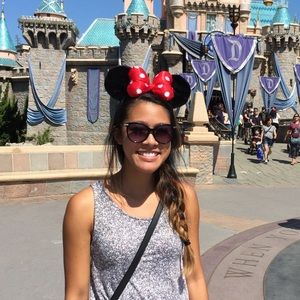 Meet your Posher, Lillian