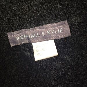 Kendall&kylie scarf