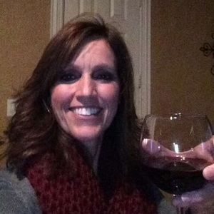 Meet your Posher, Holly