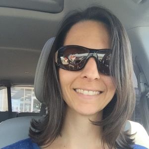 Meet your Posher, Jenifer