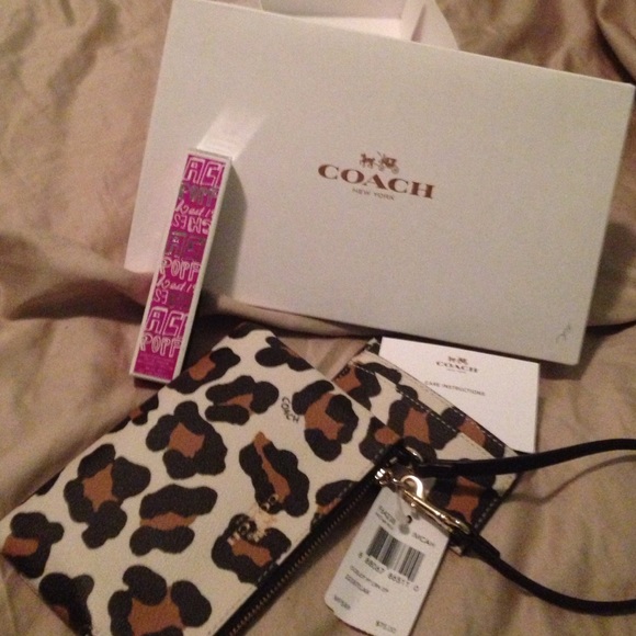 NWT COACH wristlet, perfume,card holder