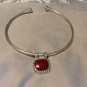 Silver choker necklace. With charm