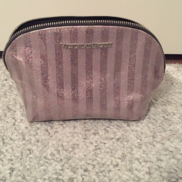 VICTORIAS SECRET makeup bag
