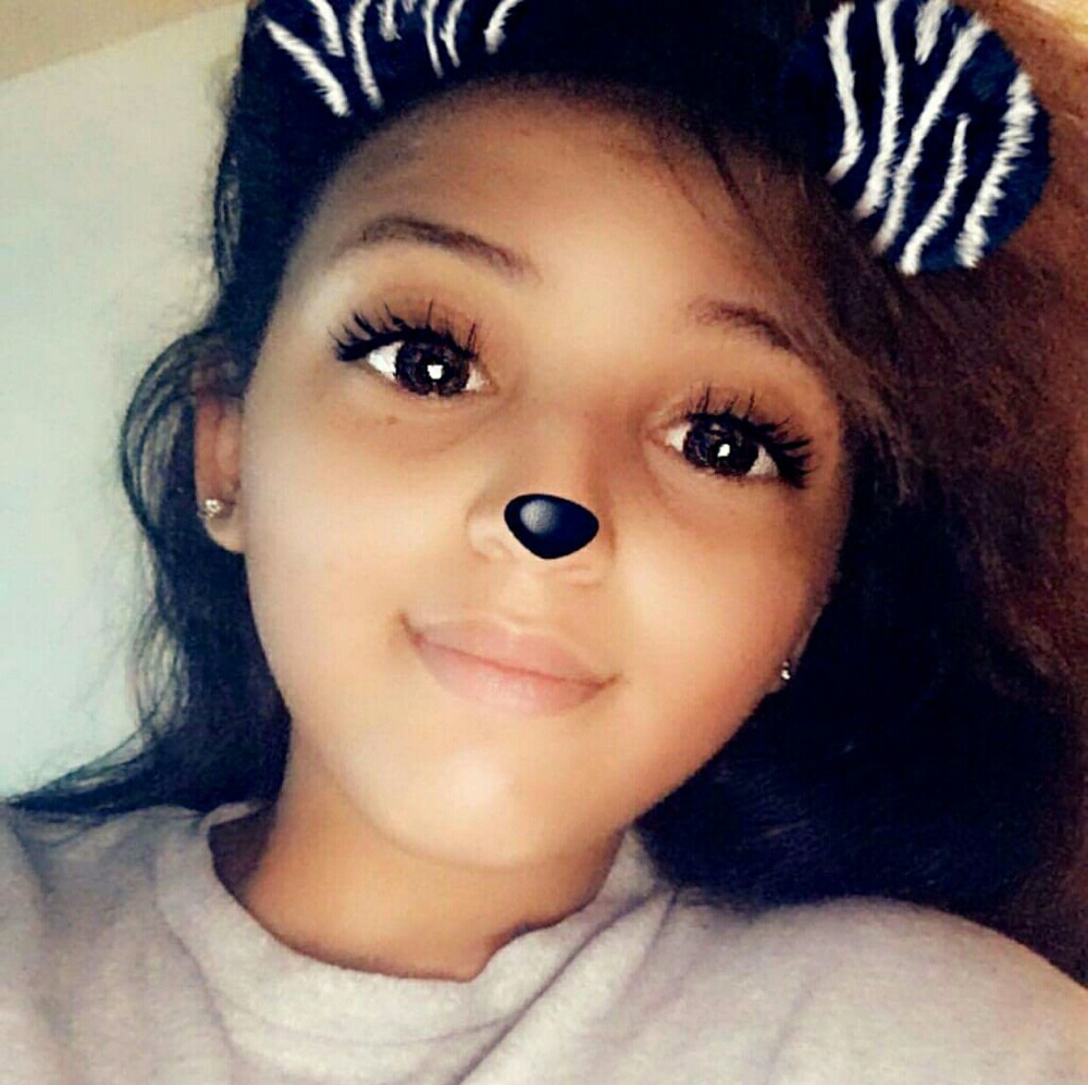 Meet your Posher, Genny