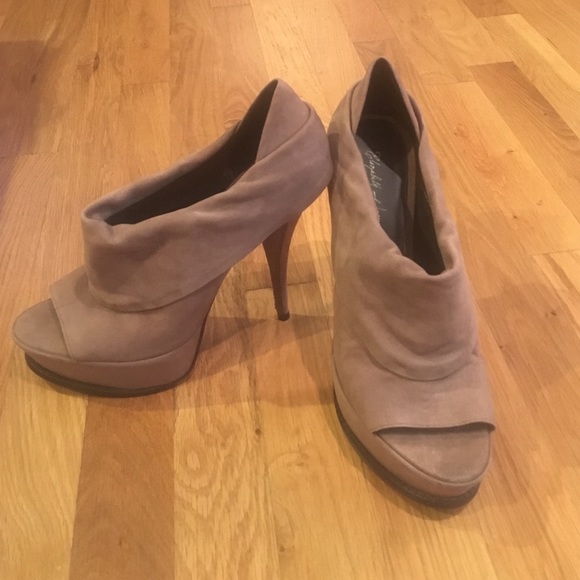 Elizabeth and James nude suede booties