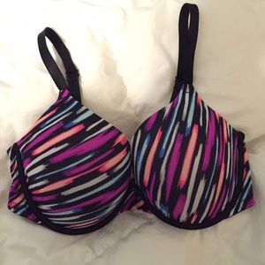 VS Pink 36D Wear Everywhere Push up Bra