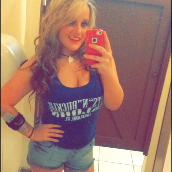 Meet your Posher, Hunter - Picture 2 of 3