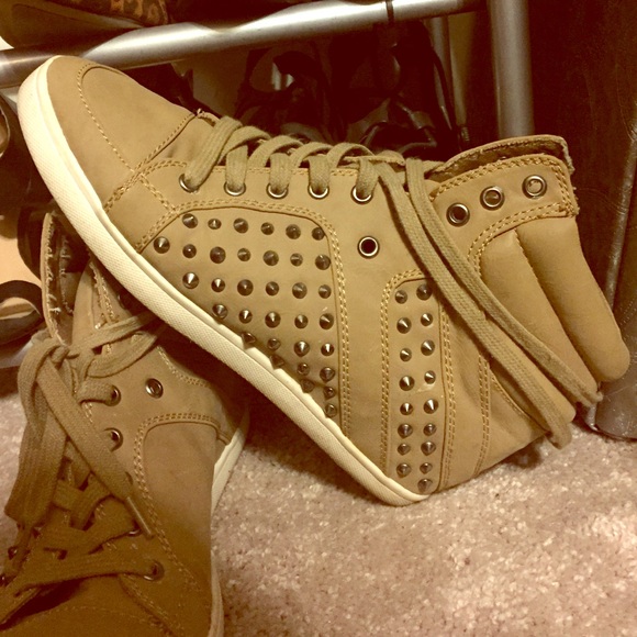 Tan booties or Sneaker wedges