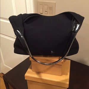Authentic Black Gucci bag/ must have