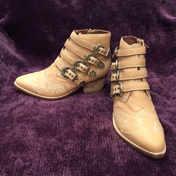 Nasty Gal. Jeffrey Campbell. Ankle boots. Sz 6