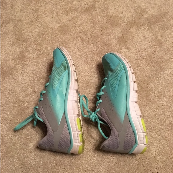 Light blue and gray Champion tennis shoes - Picture 2 of 4