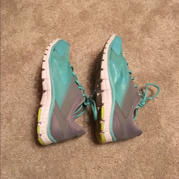 Light blue and gray Champion tennis shoes - Picture 3 of 4