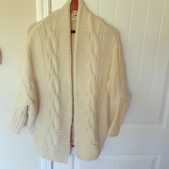 Chunky cable knit cocoon cardigan