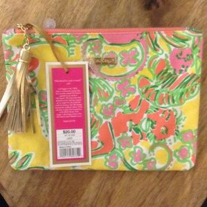 Lilly for target fabric clutch NWT
